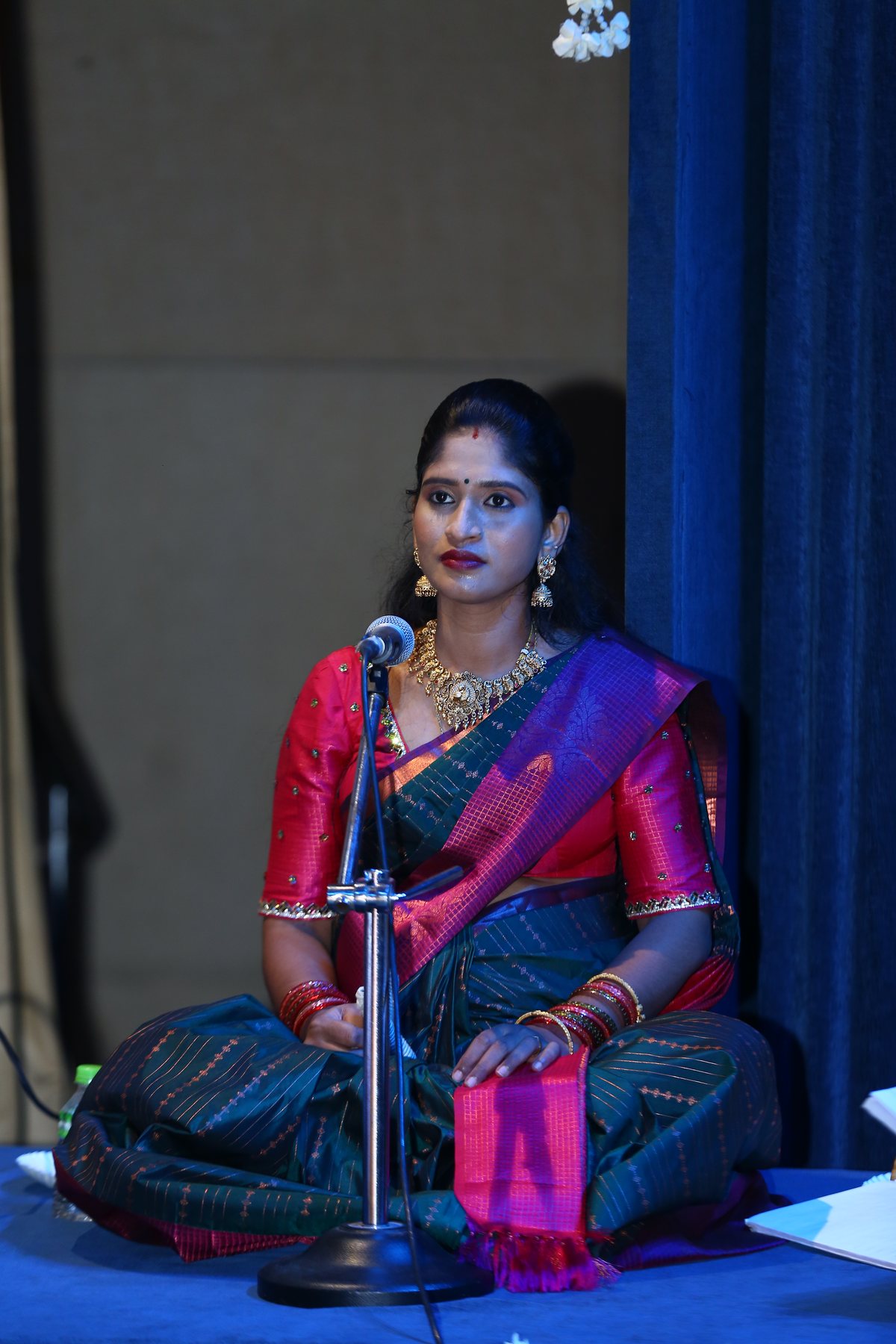 Guru Marai Mozhi Arasi J during a Bharatanatyam cultural program